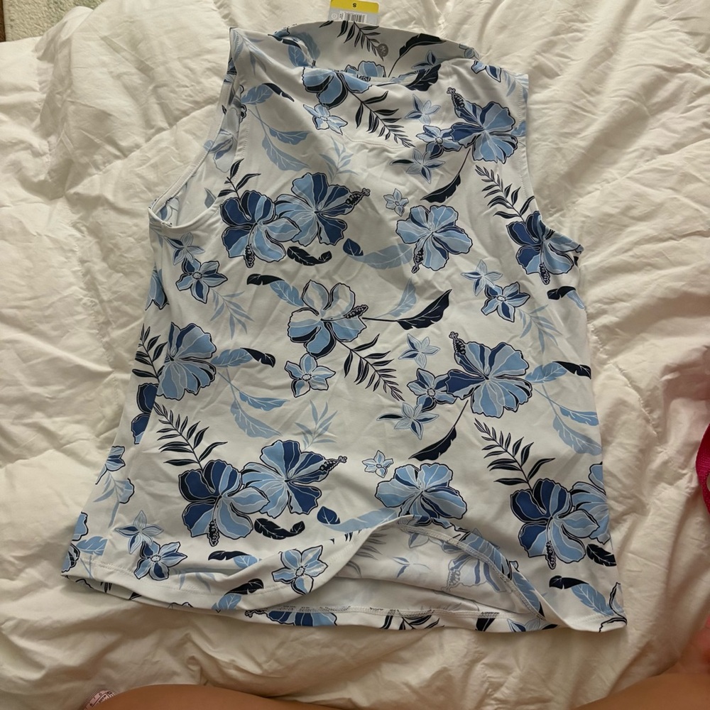 Izod Small Floral Sleeveless Golf Top - Blue and White NWT